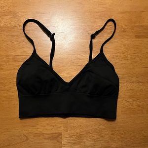 XS LuluLemon sports bra